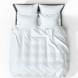 Luxuriöser Premium gestreifter Satin 100% Baumwollstoff | White